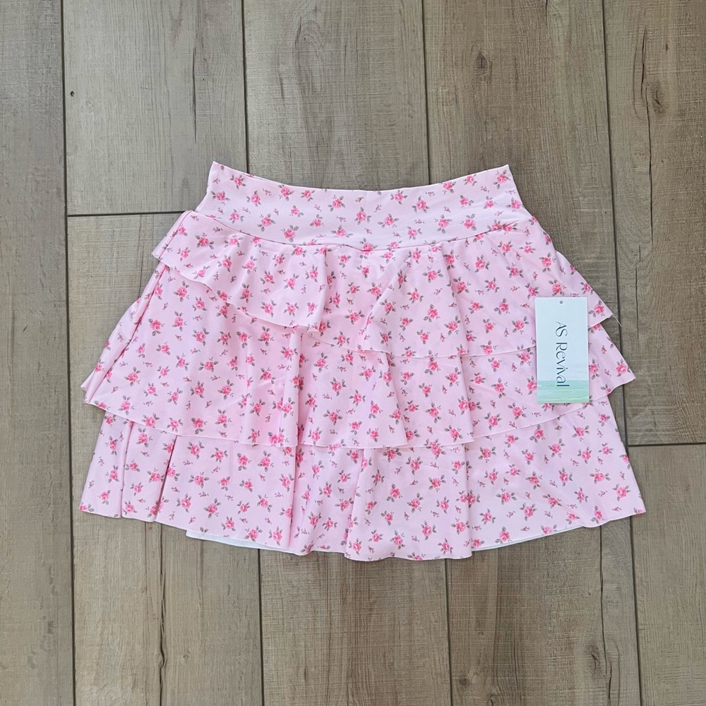 Altar’d State Jump Start Floral Skort coquette